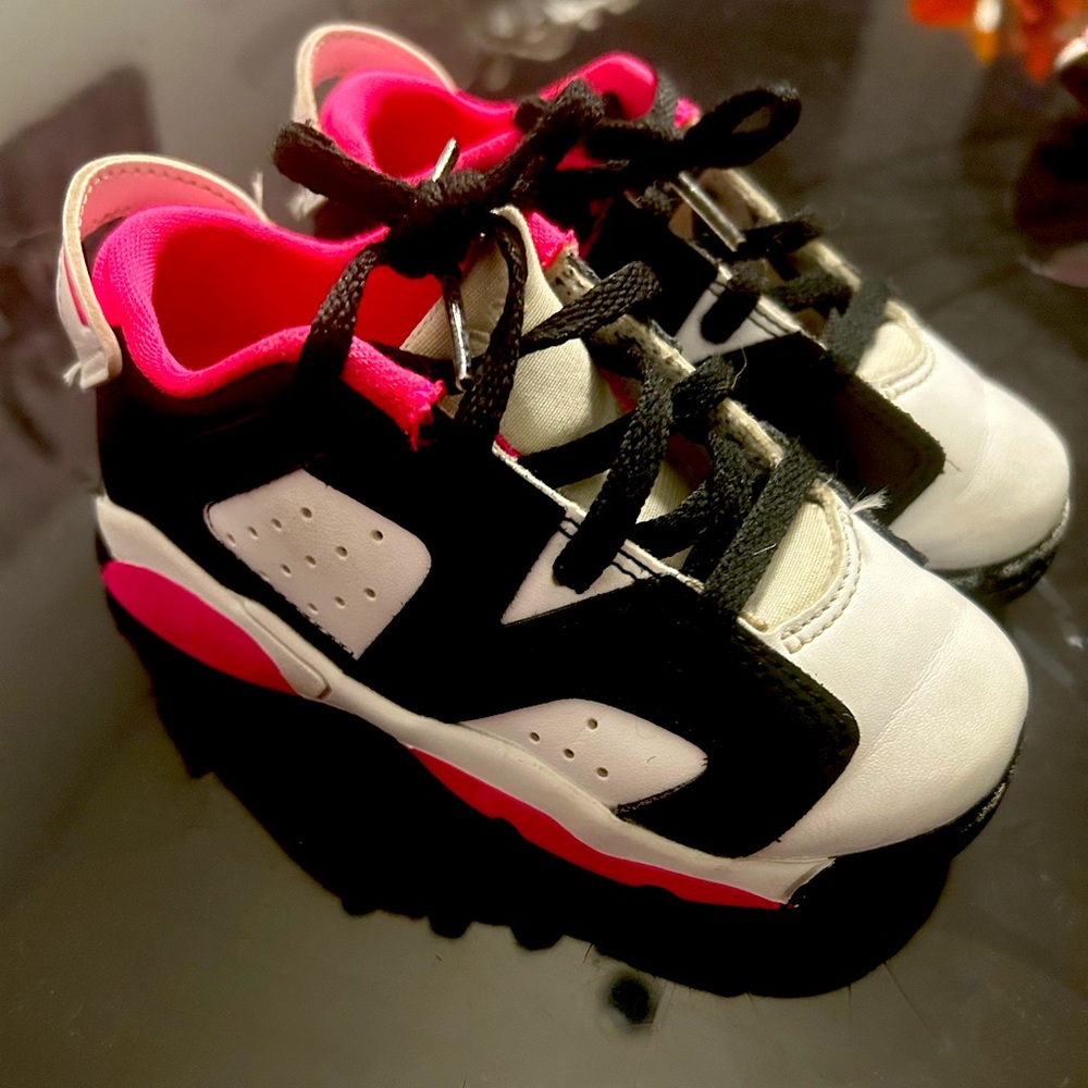 Jordan 6 size size 8C